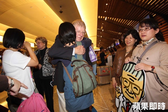 【蘋果日報】羅慧夫在台奉獻40年 整形外科始祖、關注顱顏患者