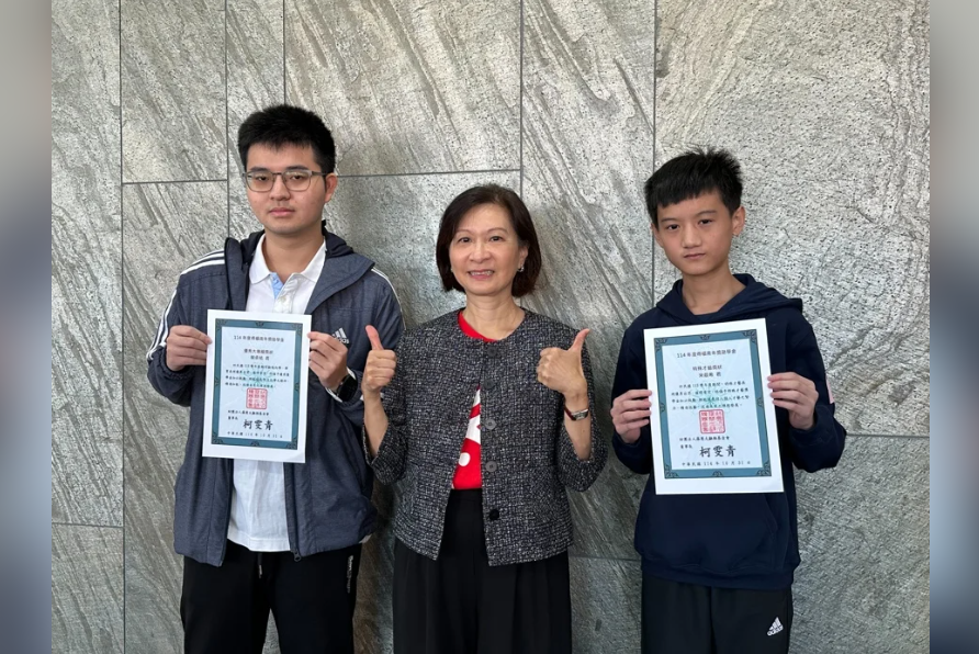 克服顱顏挑戰 從腭裂到站上舞台英語演說 13歲宋晨希靠勇氣說出自信